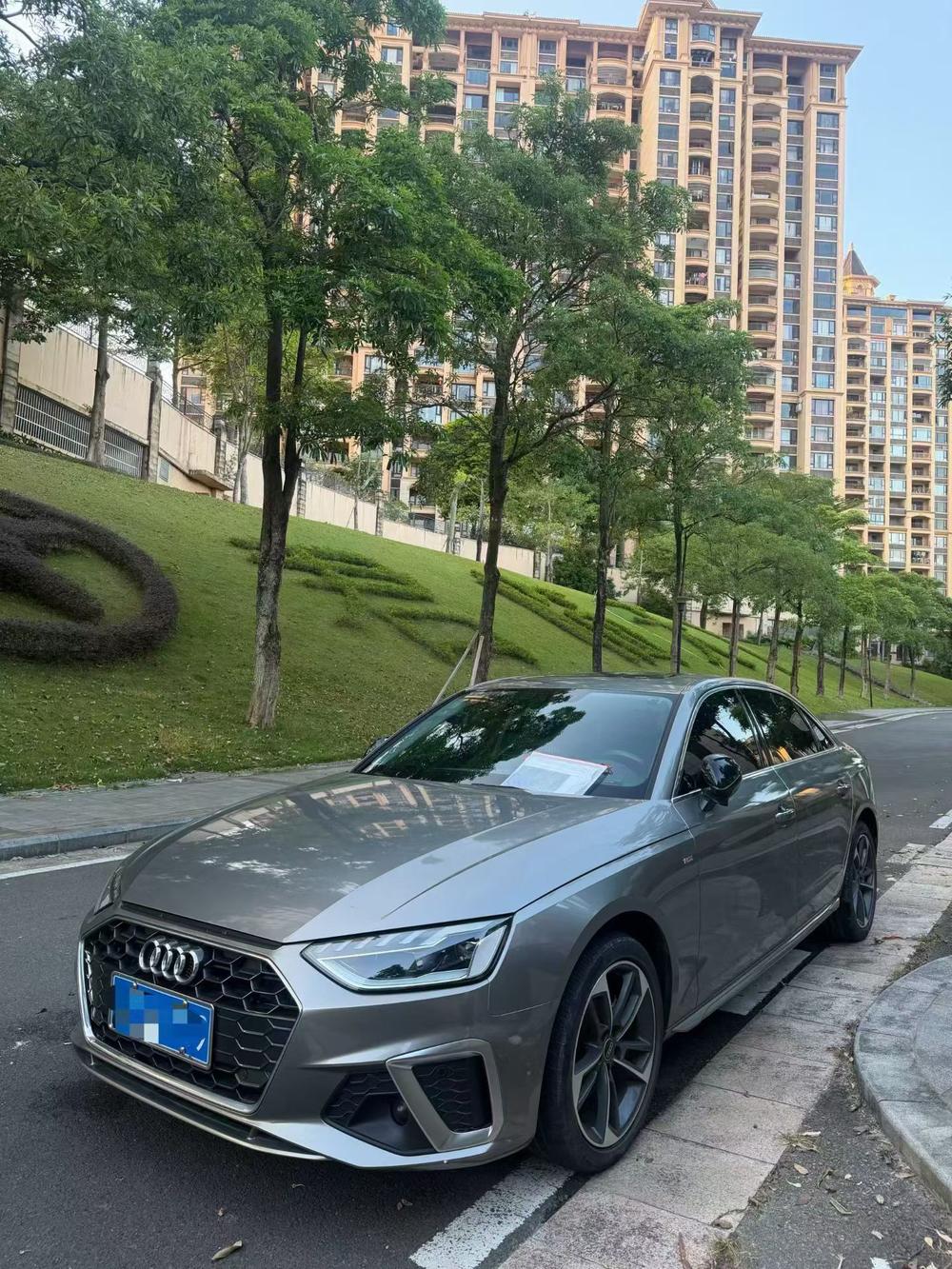 Audi A4L 2020 — фото автомобиля