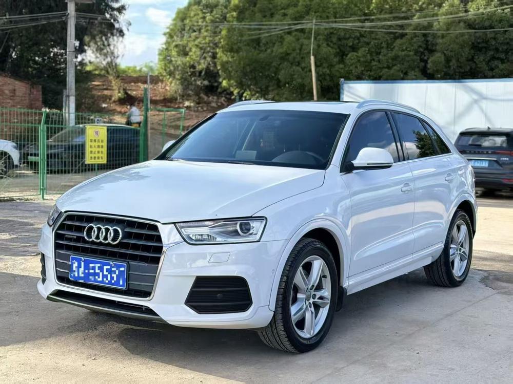Audi Q3 2016 — фото автомобиля