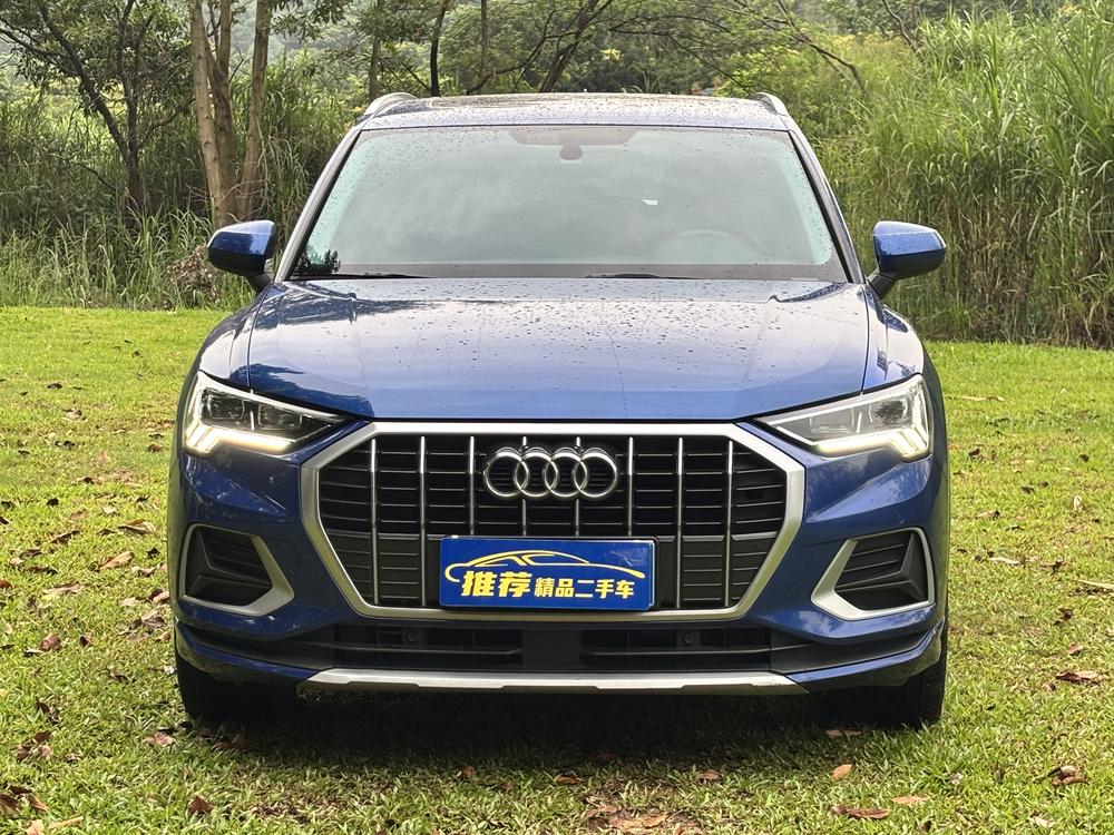 Audi Q3 2019 — фото автомобиля