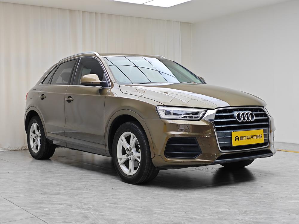 Audi Q3 2018 — фото автомобиля