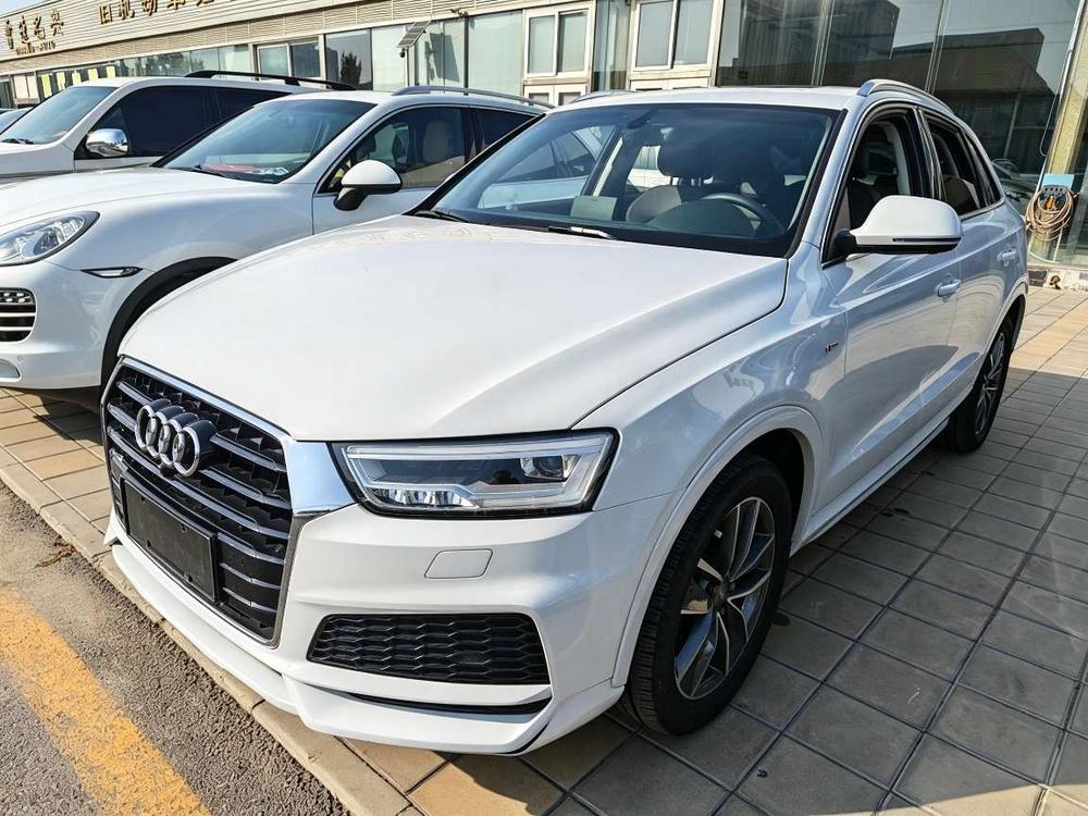 Audi Q3 2018 — фото автомобиля