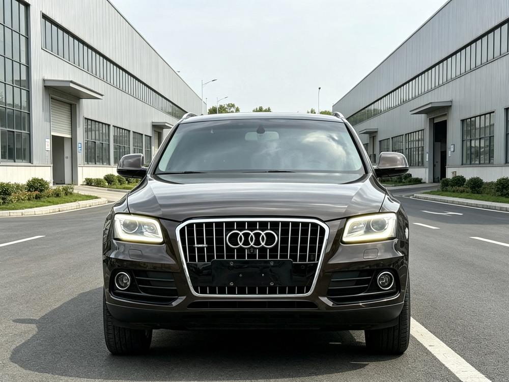 Audi Q5 2017 — фото автомобиля