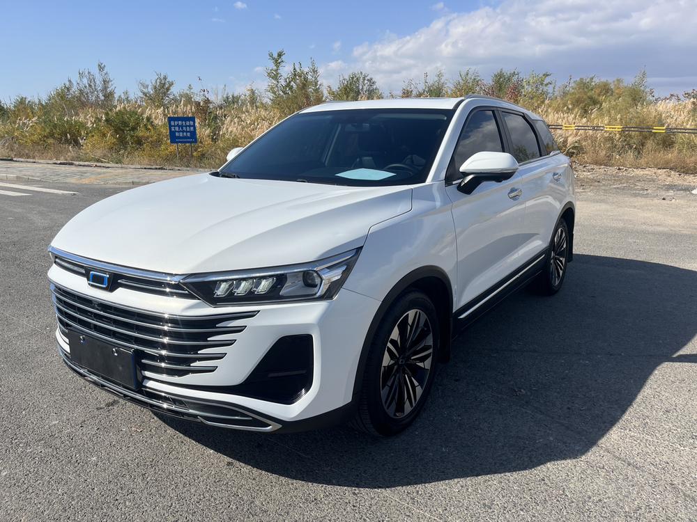 Besturn Bestune T77 2021 — фото автомобиля