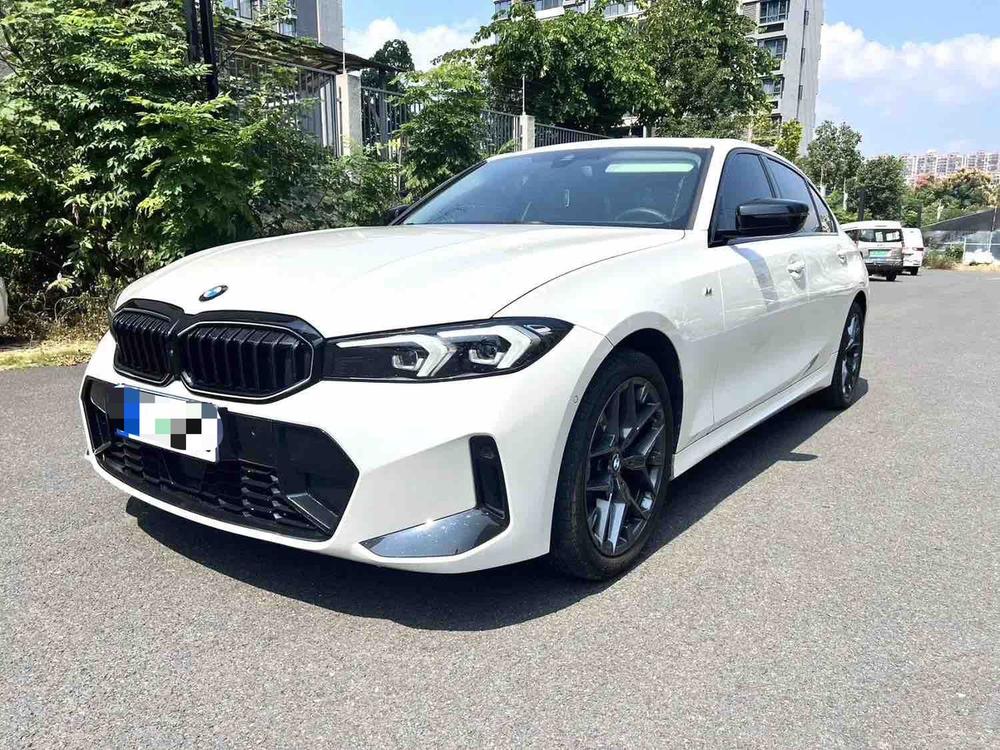 BMW 3-Series 2025 — фото автомобиля 1