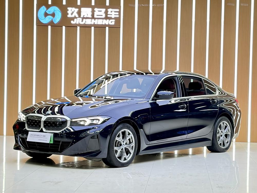 BMW i3 2025 — фото автомобиля