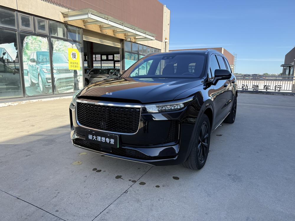 Li Auto ONE 2020 — фото автомобиля