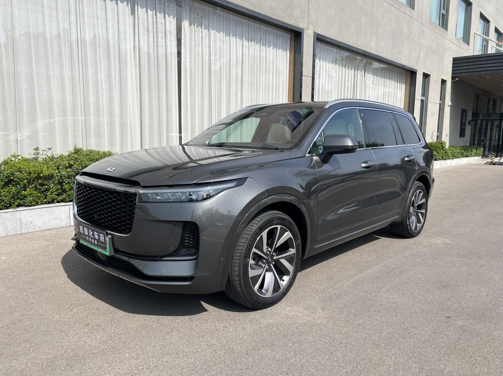 Li Auto ONE 2021 — фото автомобиля