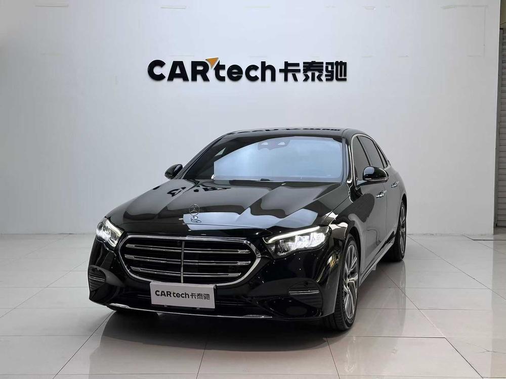 Mercedes-Benz E-Class 2025 — фото автомобиля