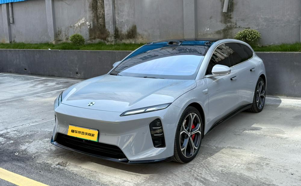 NIO ET5T 2025 — фото автомобиля