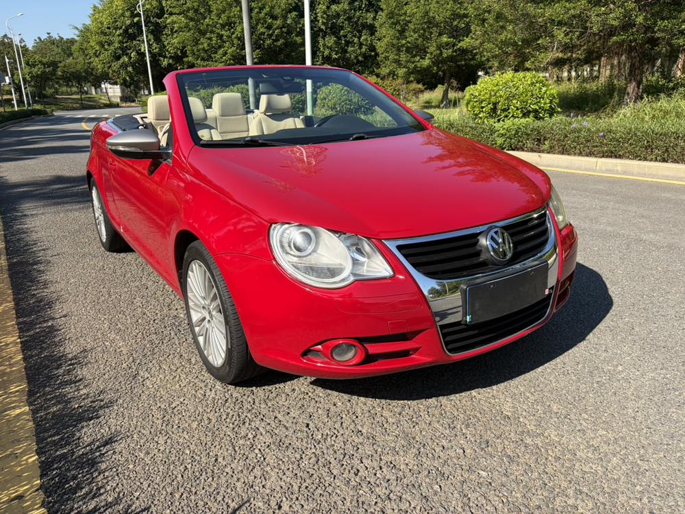Volkswagen Eos 2011 — фото автомобиля