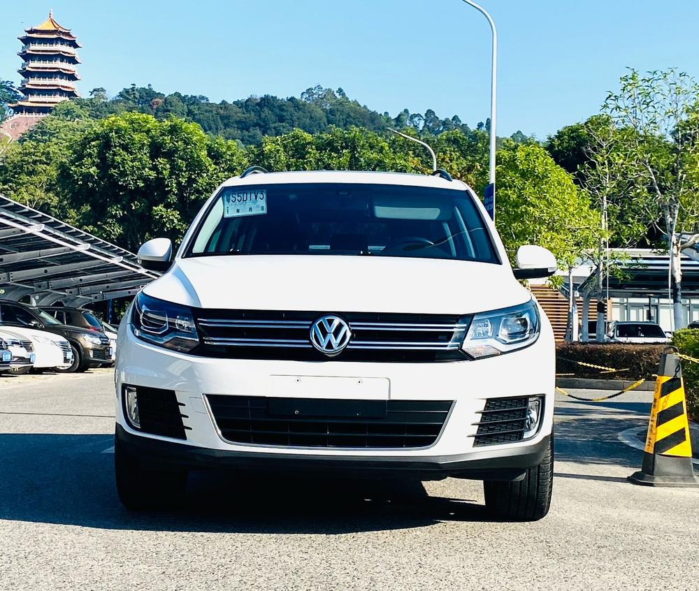 Volkswagen Tiguan 2017 — фото автомобиля